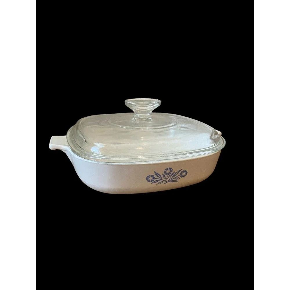 RARE 1958 CORNINGWARE CORNFLOWER EMBOSSED BOTTOM FLAME W/ LID CASSEROLE DISH A-7